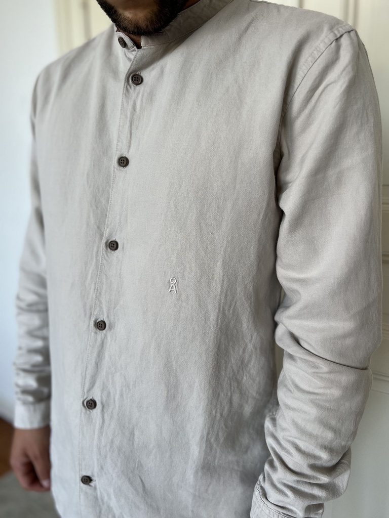 chemise-beige-lin-homme-vetements-2.jpg