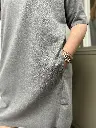 robe-dress-grey-grise-gris-oversize-armedangels-robefemme-robetshirt-sustainable4.webp