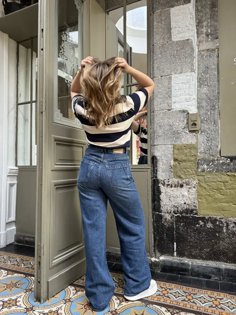 tshirt-homme-femme-tshirtfemme-tshirthomme-jeans-detoxdenim-armedangels-minimumfashion3.webp
