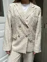 blazer-pantalon-costume-ensemble-modefemme-minimumfashion-sustainablefashion-qualityoverquantity-beige-ceremonie4.webp