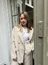 blazer-pantalon-costume-ensemble-modefemme-minimumfashion-sustainablefashion-qualityoverquantity-beige-ceremonie2.webp