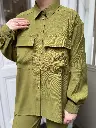 ensemble-totallook-totaloutfit-vert-green-chemise-oversize-pantalon-cargot-oversizeshirt-pants-perfectoutfit-minimumfashion6.webp