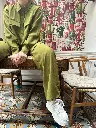 ensemble-totallook-totaloutfit-vert-green-chemise-oversize-pantalon-cargot-oversizeshirt-pants-perfectoutfit-minimumfashion.webp