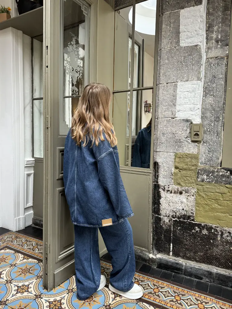 vestejeans-veste-jeans-robejeans-blue-oversize-outfitoversize-armedangels-detoxdenim-modedurable-moderesponsable10.webp