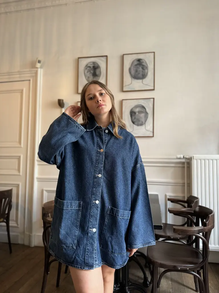 vestejeans-veste-jeans-robejeans-blue-oversize-outfitoversize-armedangels-detoxdenim-modedurable-moderesponsable6.webp