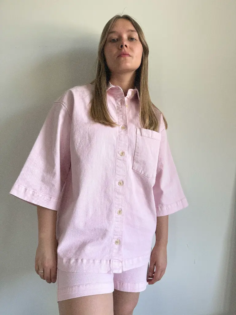 ensemble-chemise-short-summer-summeroutfit-modedurable-rose-pinkoutfit-2.webp