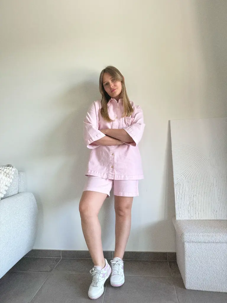 ensemble-chemise-short-summer-summeroutfit-modedurable-rose-pinkoutfit-9.webp