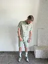ensemble-vert-chemise-polo-green-fashionformen-outfitformen-vetements-homme-pourlui-minimumfashion-modedurable-10.webp