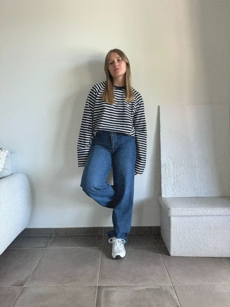 marinière-jeans-lookmarin-rayures-blue-marine-intemporel-armedangels-5.webp